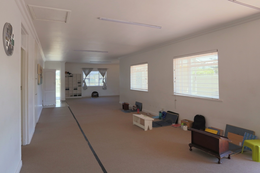 3 Bedroom Property for Sale in Lansdowne Western Cape